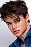 Керран Уолтерс Curran Walters